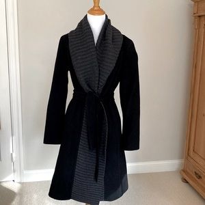 Calvin Klein Black Wool Blend Lined Trench Coat with Grey Sweater Trim Sz 4